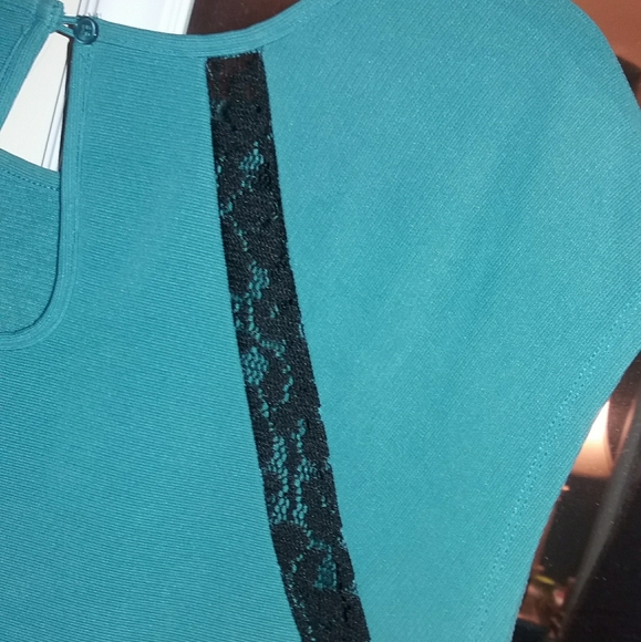 Dress - Picture 2 of 6